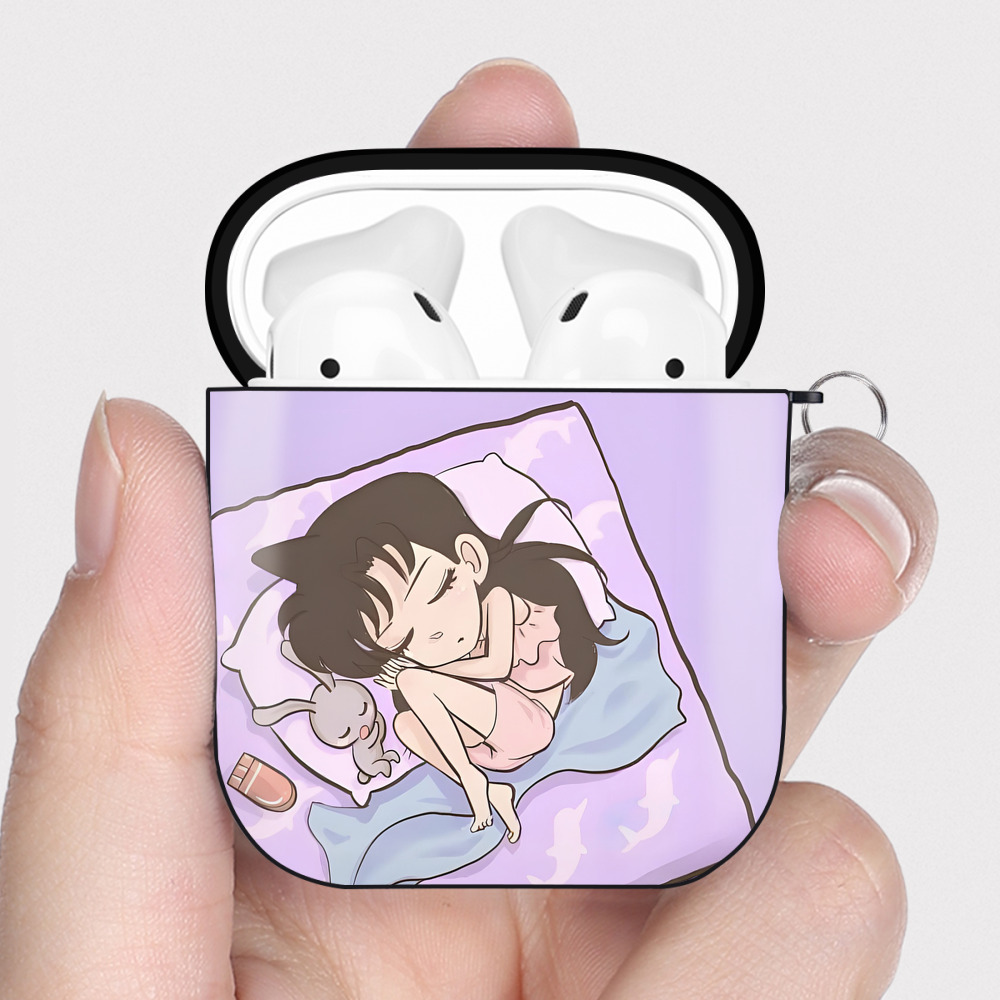 （画像用） 名探偵コナン Detective Conan AirPods 第2世代保護ケース ハードシェル ブラック 耐衝撃・防指紋・カラビナ付き