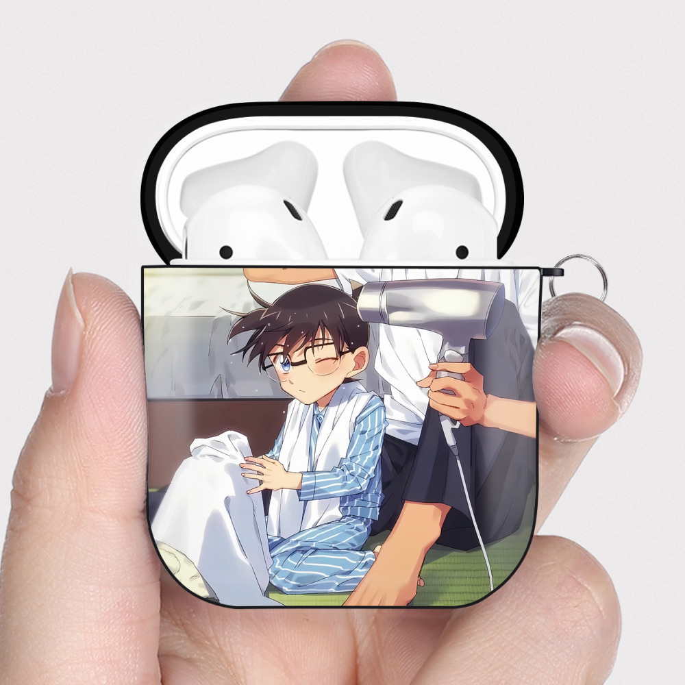 （画像用） 名探偵コナン Detective Conan AirPods 第2世代保護ケース ハードシェル ブラック 耐衝撃・防指紋・カラビナ付き