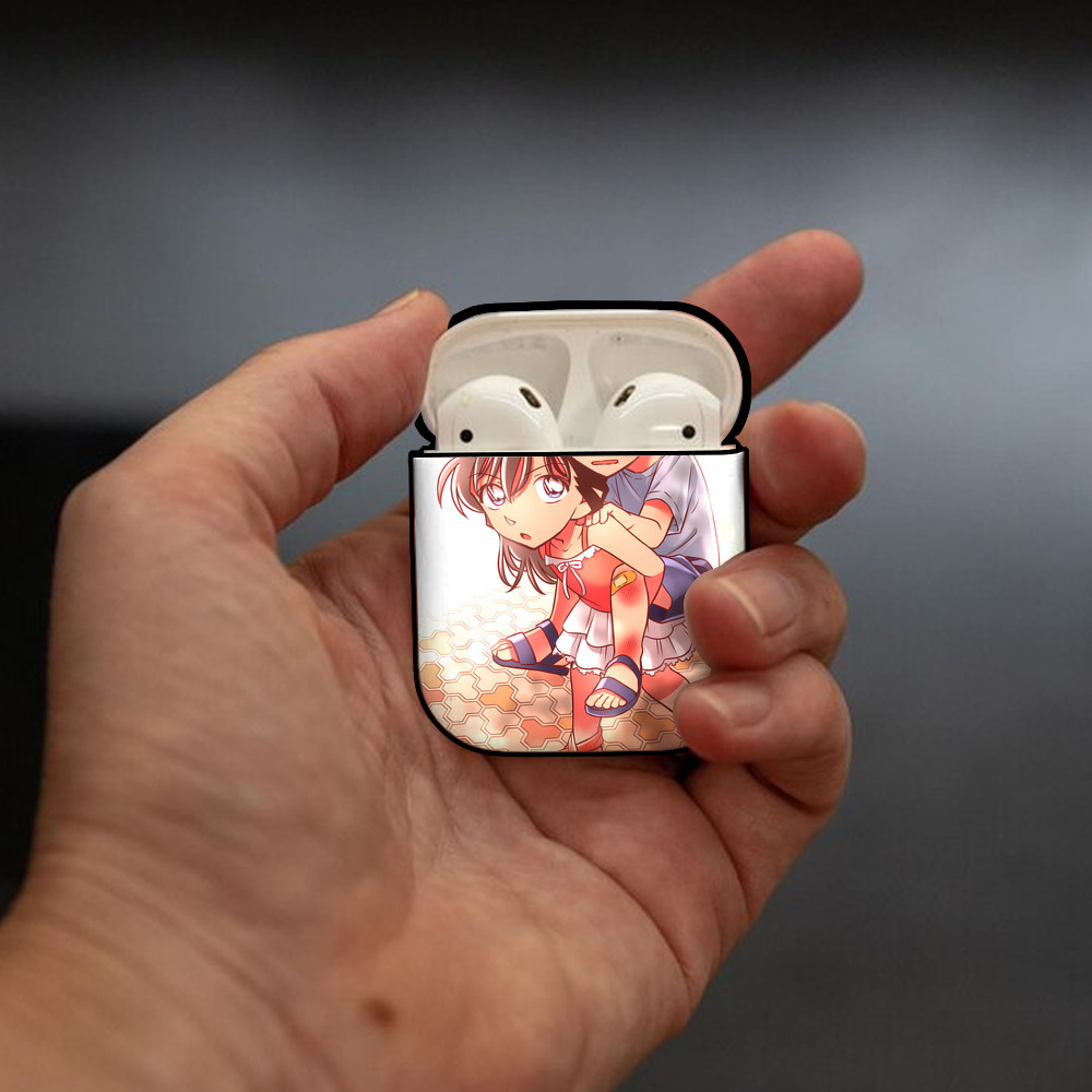 名探偵コナン Detective Conan AirPods 第2世代保護ケース ハードシェル ブラック 耐衝撃・防指紋・カラビナ付き