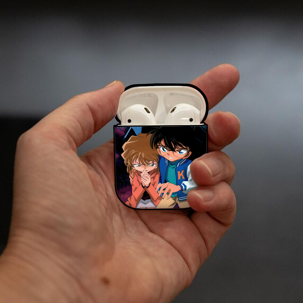 名探偵コナン Detective Conan AirPods 第2世代保護ケース ハードシェル ブラック 耐衝撃・防指紋・カラビナ付き