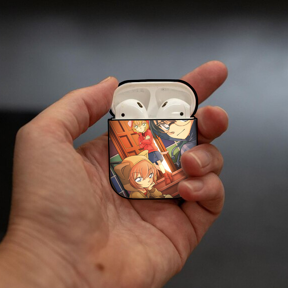 名探偵コナン Detective Conan AirPods 第2世代保護ケース ハードシェル ブラック 耐衝撃・防指紋・カラビナ付き