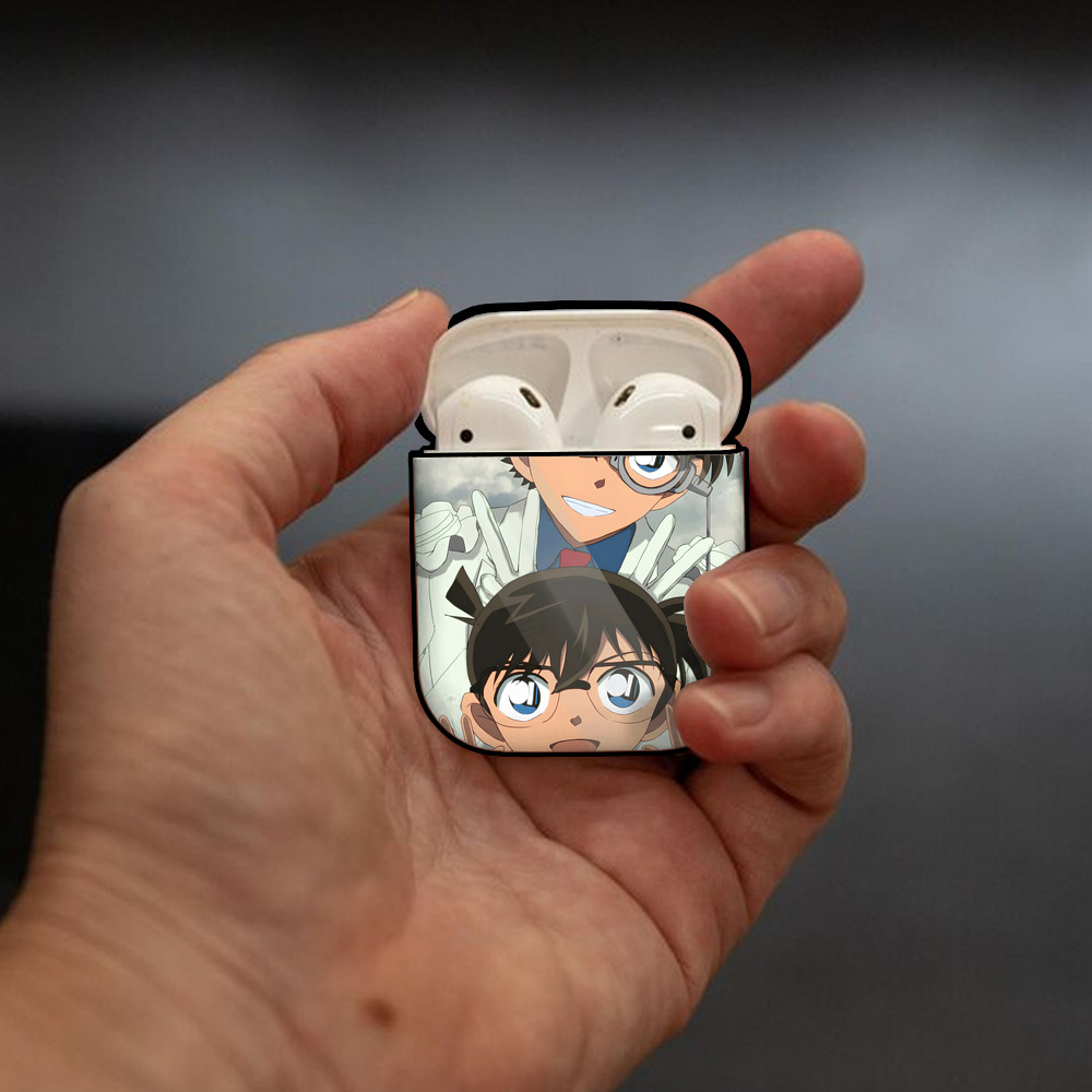 名探偵コナン Detective Conan AirPods 第2世代保護ケース ハードシェル ブラック 耐衝撃・防指紋・カラビナ付き