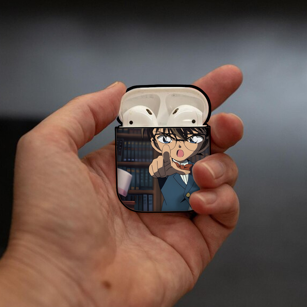 名探偵コナン Detective Conan AirPods 第2世代保護ケース ハードシェル ブラック 耐衝撃・防指紋・カラビナ付き