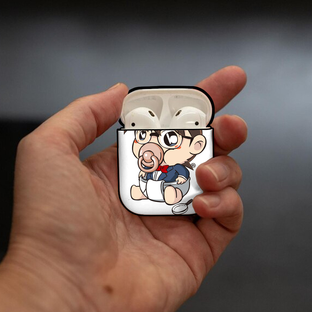 名探偵コナン 江戸川 コナン Detective Conan Conan Edogawa AirPods 第2世代保護ケース ハードシェル ブラック 耐衝撃・防指紋・カラビナ付き