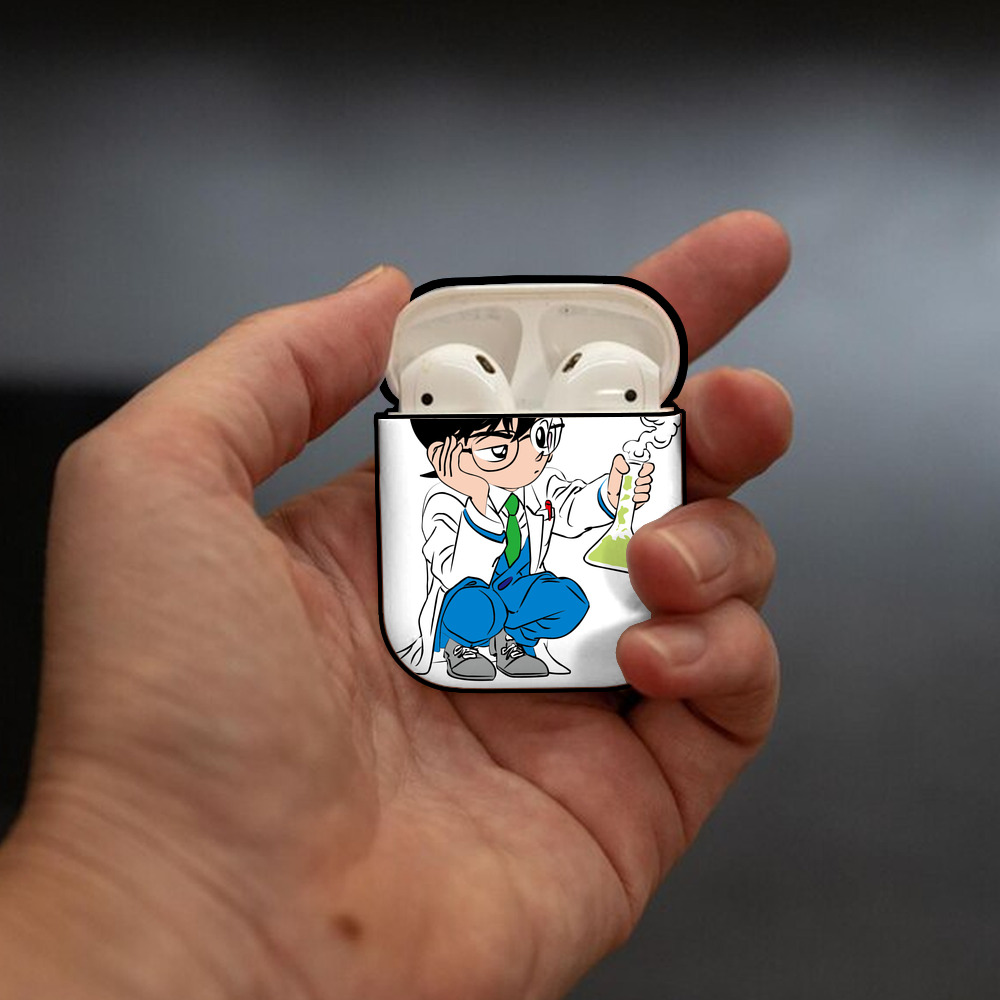 名探偵コナン 江戸川 コナン Detective Conan Conan Edogawa AirPods 第2世代保護ケース ハードシェル ブラック 耐衝撃・防指紋・カラビナ付き