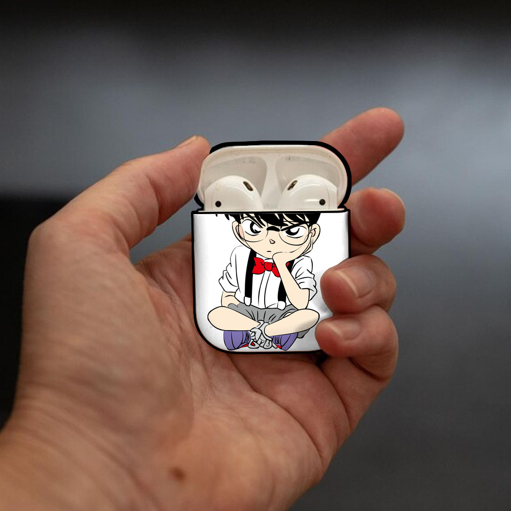 名探偵コナン 江戸川 コナン Detective Conan Conan Edogawa AirPods 第2世代保護ケース ハードシェル ブラック 耐衝撃・防指紋・カラビナ付き