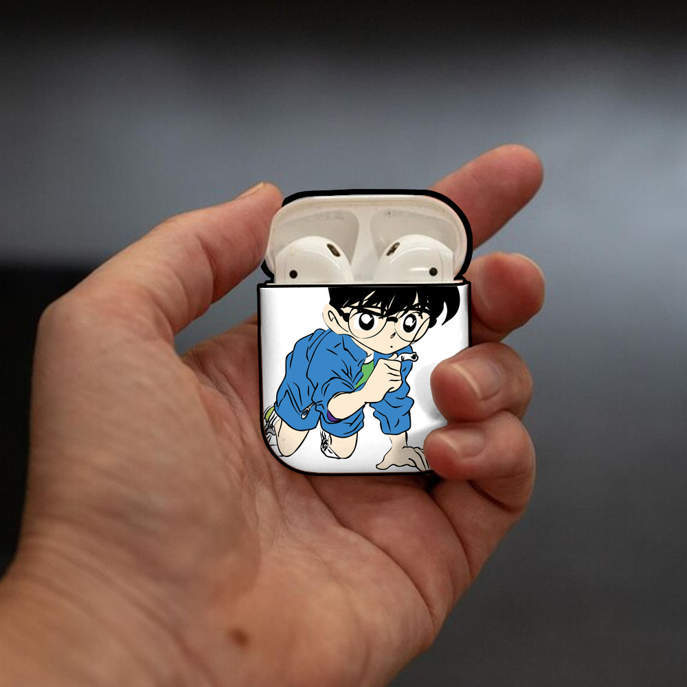 名探偵コナン 江戸川 コナン Detective Conan Conan Edogawa AirPods 第2世代保護ケース ハードシェル ブラック 耐衝撃・防指紋・カラビナ付き