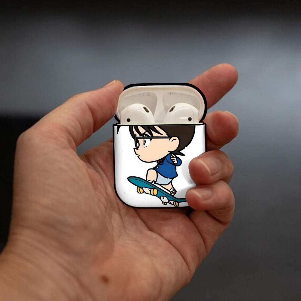 名探偵コナン 江戸川 コナン Detective Conan Conan Edogawa AirPods 第2世代保護ケース ハードシェル ブラック 耐衝撃・防指紋・カラビナ付き