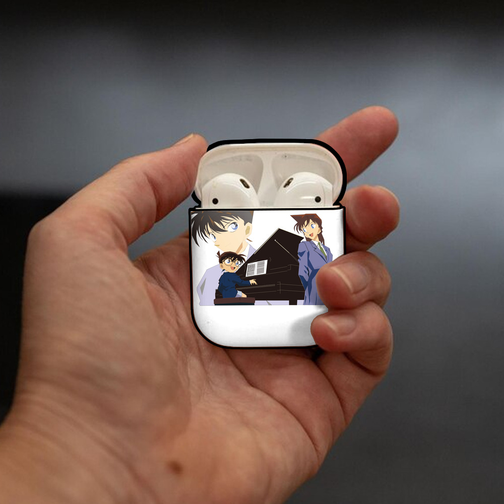名探偵コナン 毛利 蘭 もうり らん、モーリ ラン Detective Conan Rachel Moore AirPods 第2世代保護ケース ハードシェル ブラック 耐衝撃・防指紋・カラビナ付き