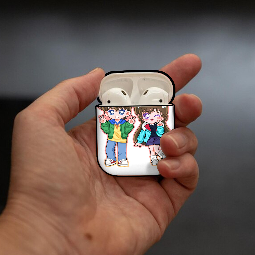 名探偵コナン 毛利 蘭 もうり らん、モーリ ラン Detective Conan Rachel Moore AirPods 第2世代保護ケース ハードシェル ブラック 耐衝撃・防指紋・カラビナ付き