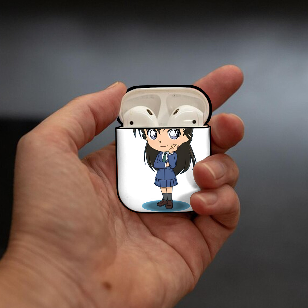 名探偵コナン 毛利 蘭 もうり らん、モーリ ラン Detective Conan Rachel Moore AirPods 第2世代保護ケース ハードシェル ブラック 耐衝撃・防指紋・カラビナ付き