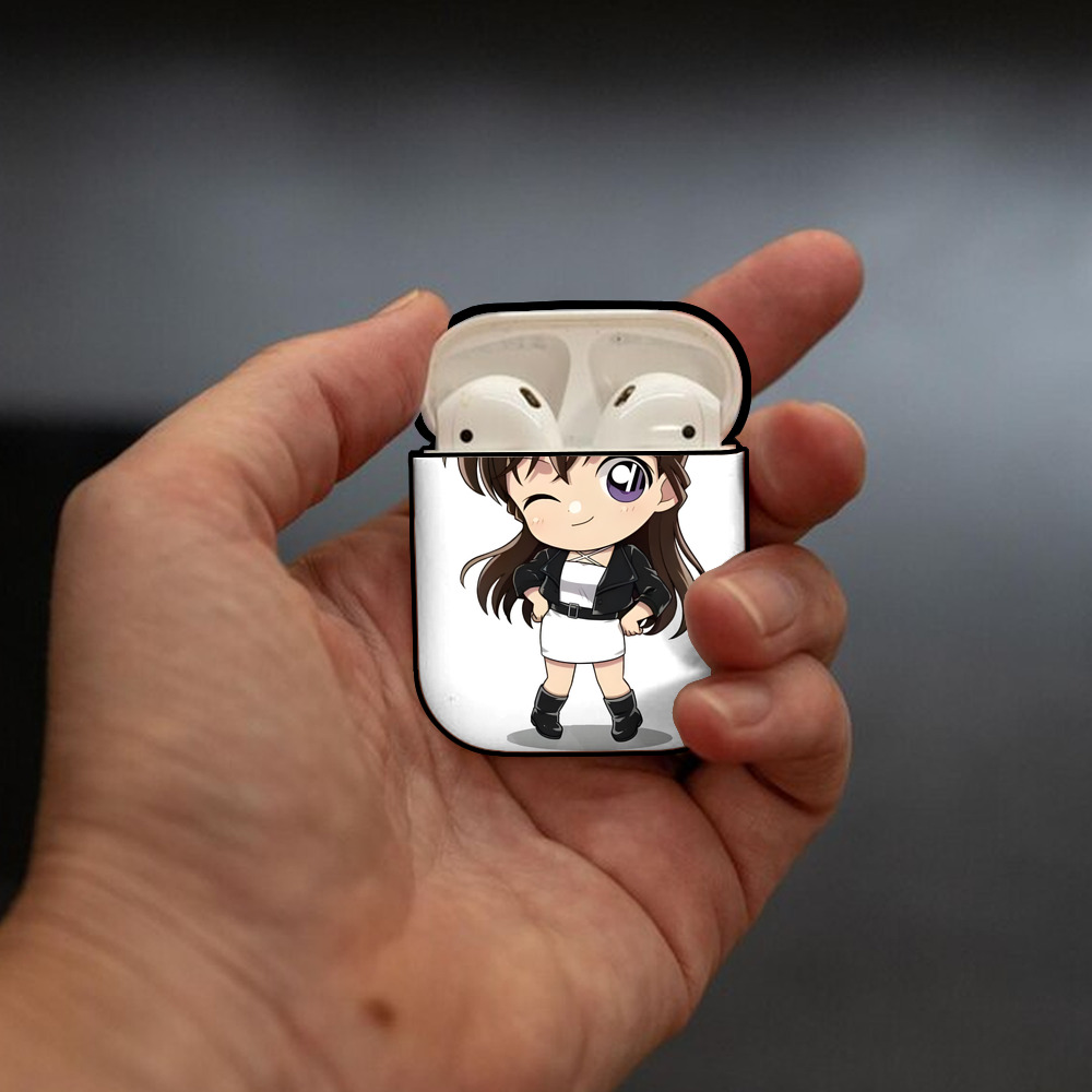 名探偵コナン 毛利 蘭 もうり らん、モーリ ラン Detective Conan Rachel Moore AirPods 第2世代保護ケース ハードシェル ブラック 耐衝撃・防指紋・カラビナ付き